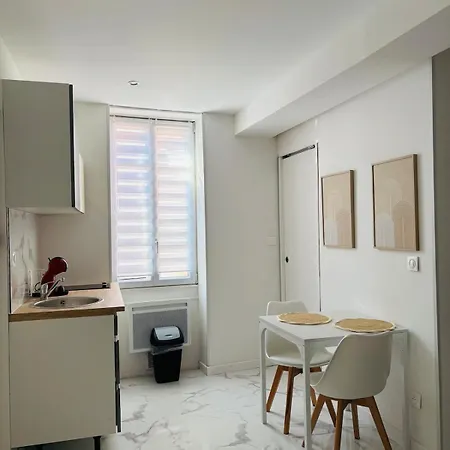 Апартаменты Le Petit Nid Toulousain *